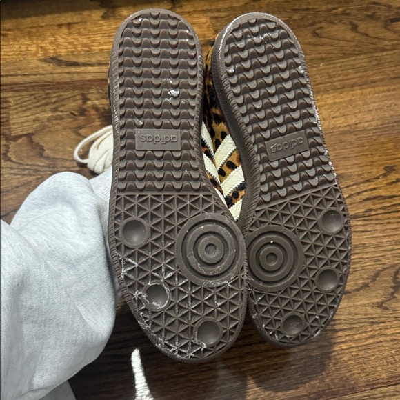 Adidas - Picture 3 of 5